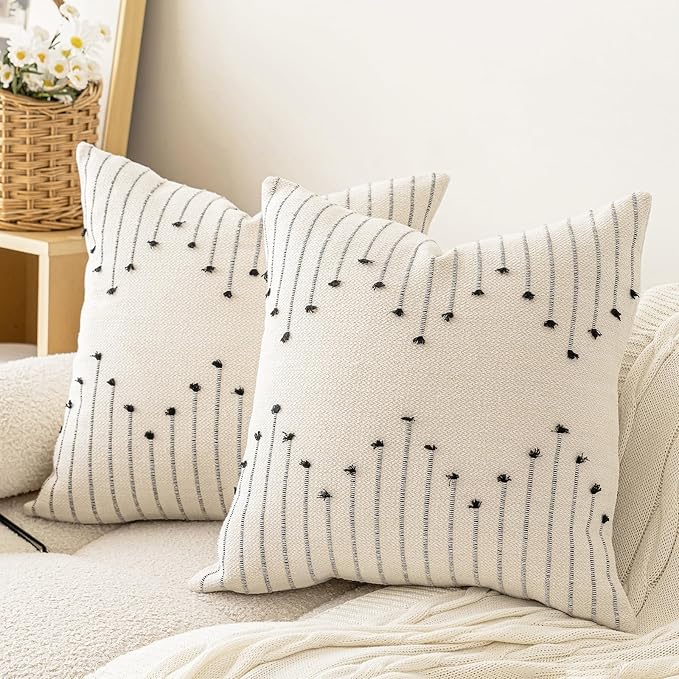 black-pillows-staging